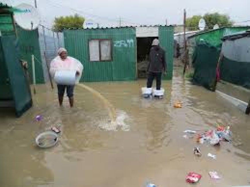 Thousands of Western Cape residents are without electricity and shelter after heavy rains caused by the strong sea waves